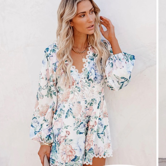 142. Luxxel No Love Lost Floral, Crochet Romper with Pockets, Size Large, NWT - Picture 4 of 17